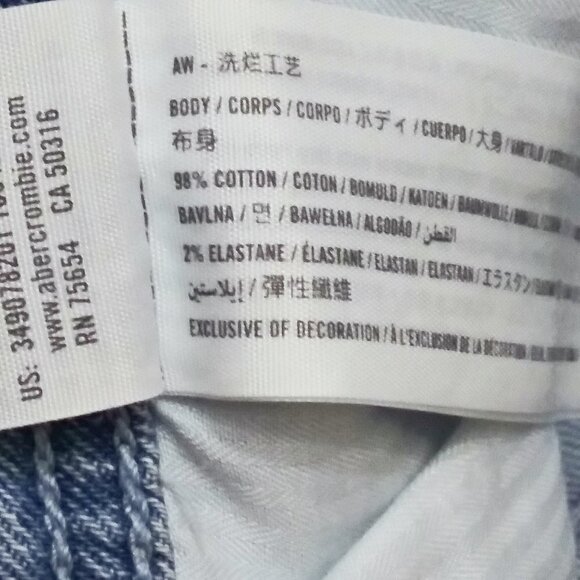 HOLLISTER Curvy High-Rise Vintage Distressed Frayed Denim Shorts Sz 28 / Sz 7 - Picture 6 of 6